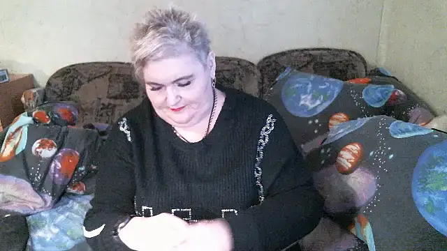 Lana555: онлайн-секс-чат