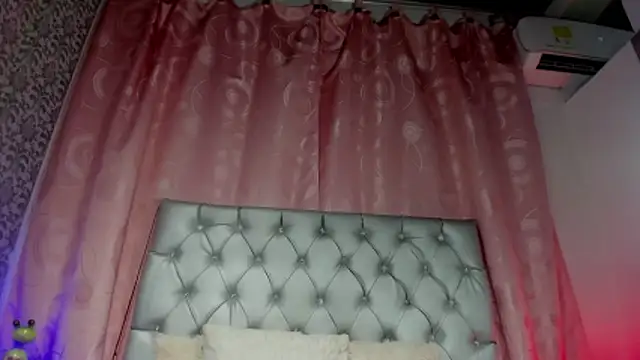 zoe_tamara 即時 XXX 聊天