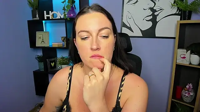 แชท XXX สดของ FUN_AMI