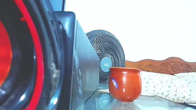 Show modela cositarrica_xxx na web-kameri