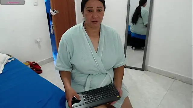 Czat XXX na żywo – LAURA_Foxht