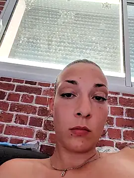 عرض كام thefrenchkiss25