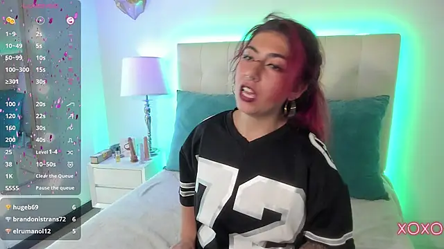 _sasha_miller_ Chat XXX in diretta