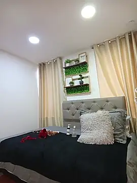 sasi_lunaのライブXXXチャット