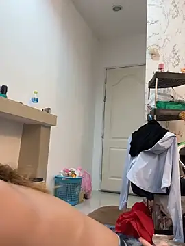 Ponthip Adlı Modelin Canlı XXX Sohbeti