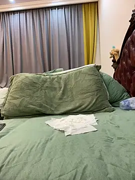 littleqiu Chat XXX in diretta