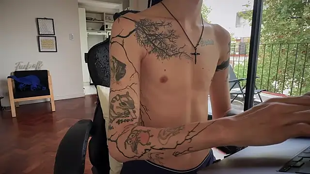 Den_BlueXx live XXX chat