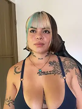 دردشة _CuteGirls_ الجنسية المباشرة