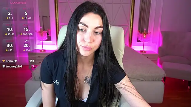 EliseVelour live XXX chat