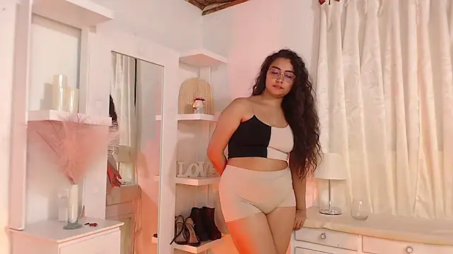 دردشة _Kim__M الجنسية المباشرة