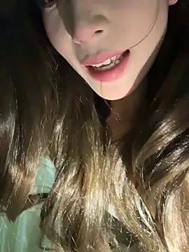 yenai_xx 网络视讯表演