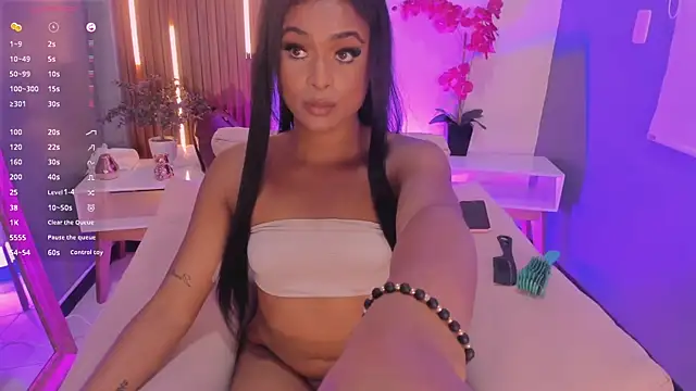 Anyeliin_miller 在線直播表演