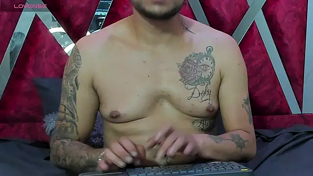 Nickk_21_ Adlı Modelin Web Kamerası Şovu