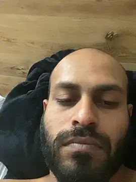 Pokazy przed kamerką – islandvybee55