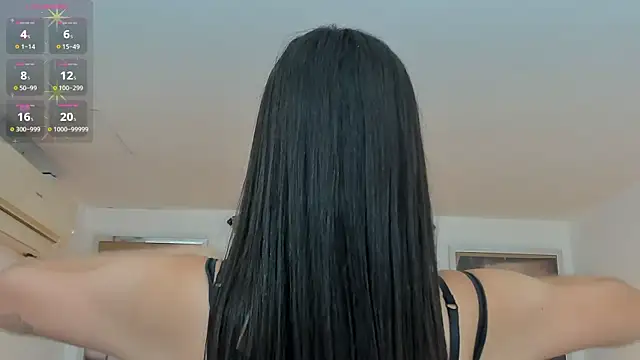 Chat XXX en directo de Beautyari_