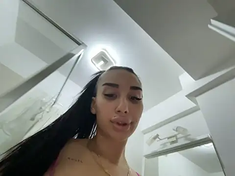 BlueEyes_BB  在線直播表演