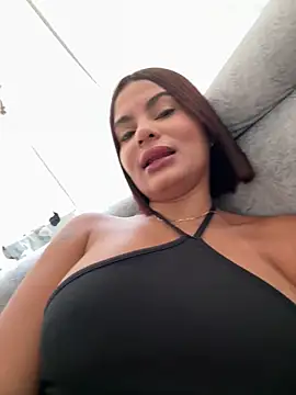 Chat +18 de Irina_Velvett ao vivo