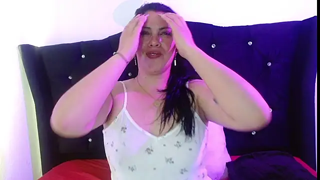 Iris_bloom69: онлайн-секс-чат