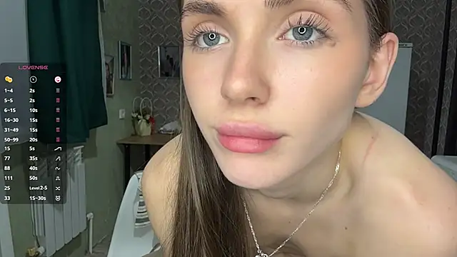 Veluxe: онлайн-секс-чат