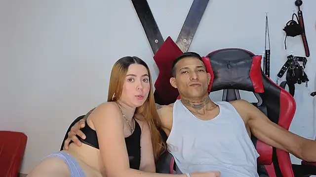 XXX chat uživo modela Hana_and_Zeta2026