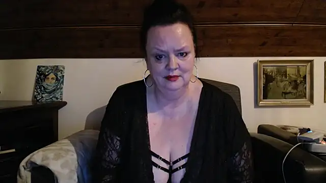 TiffanyMature's Live XXX Chat