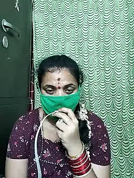 bhavyasri_55: онлайн-секс-чат