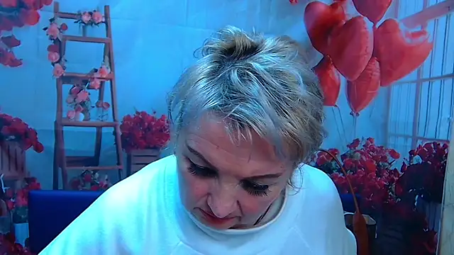 RenataDaster Chat XXX in diretta