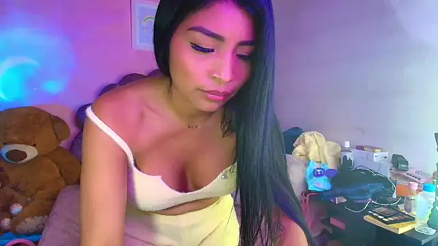 Pocahontascute_33 Chat XXX in diretta