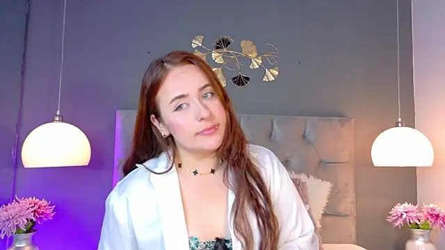 FoxieNova: онлайн-секс-чат