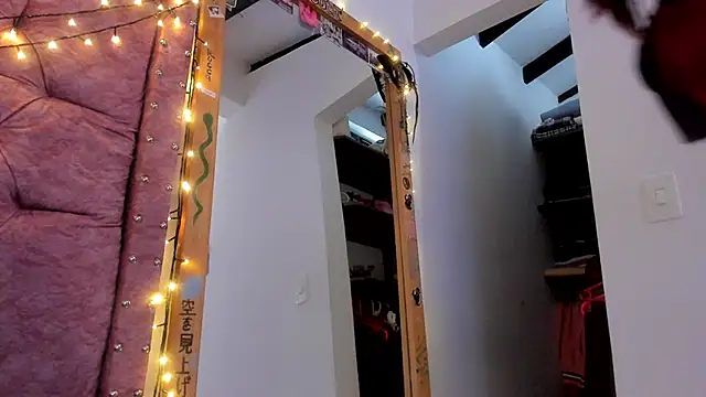 Mia_miel69 élő XXX-chatje