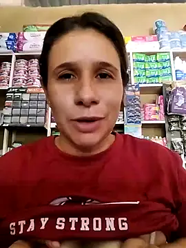 MIA-LARIOS Live XXX Chat