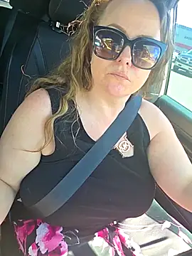 julimonroeのライブXXXチャット