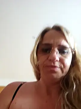 Show modela BLONDKICIA1 na web-kameri