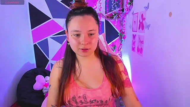 little_emma0: онлайн-секс-чат