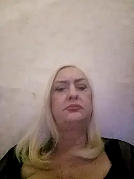 Julia20Xのウェブカメラショー