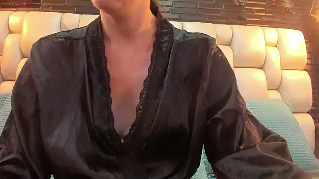 แชท XXX สดของ Salo_Heaven