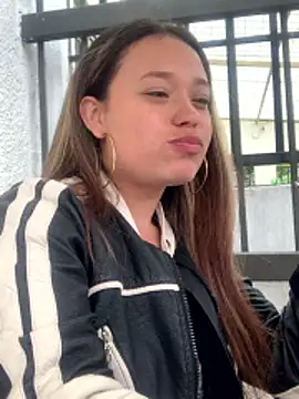 XXX chat uživo modela Diosa_Pinkk