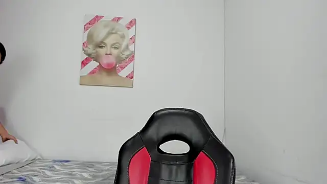 valeria_millers live XXX chat