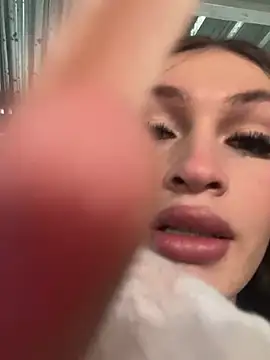 lizz_lunna Obrolan Langsung XXX