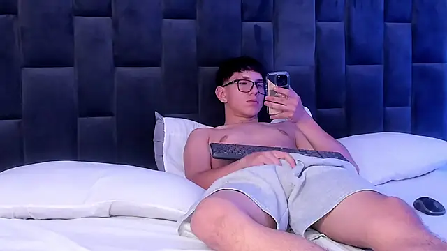 Adrien_silex Webcam Show