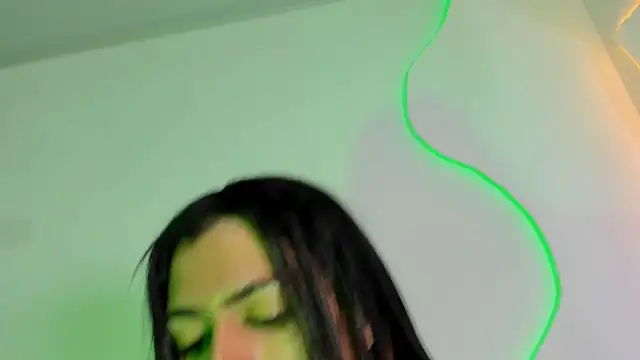 عرض كام Aohomlester_