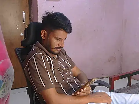 HotXKrish: вебкам-шоу