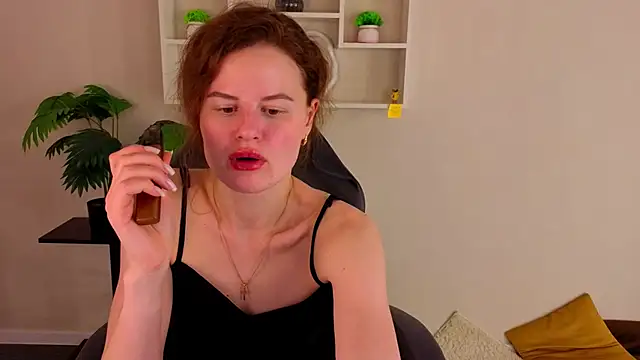 Wanda_Gomez Adlı Modelin Canlı XXX Sohbeti