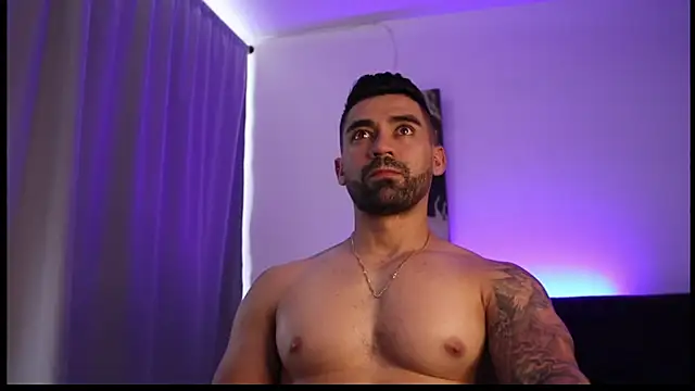 Pokazy przed kamerką – miike_smit