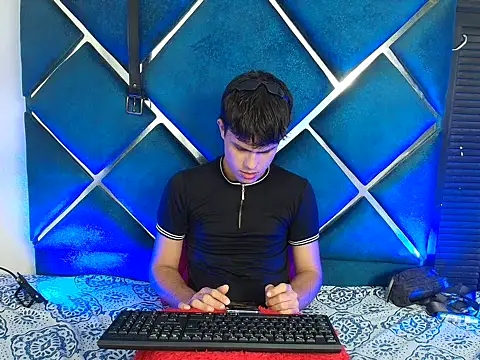 EdwinBoys – webcam-show