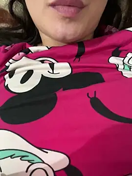 FrozenArbic Adlı Modelin Canlı XXX Sohbeti