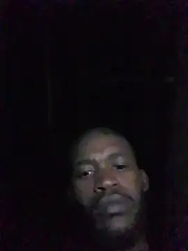 Gold_Digger86 Show in webcam