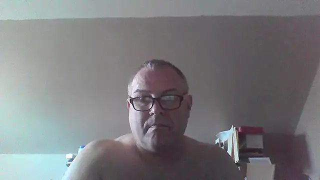 Pertunjukan Kamera Web mkestr69