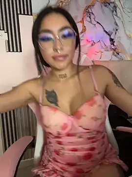 NATHASHA_EC লাইভ XXX চ্যাট