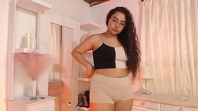 Živý XXX chat _Kim__M